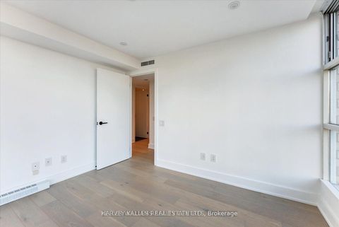 Photo 28 at PH03 - 409 Bloor Street W, Moore Park, Toronto