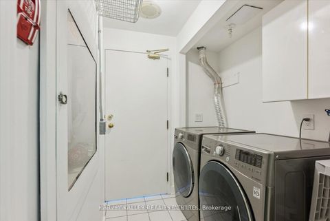 Photo 33 at PH03 - 409 Bloor Street W, Moore Park, Toronto