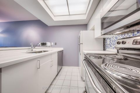 Photo 13 at 306 - 222 The Esplanade, Waterfront Communities C8, Toronto