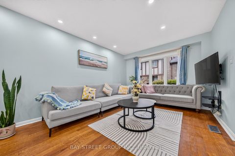 Photo 6 at 49 - 100 Burrows Hall Boulevard, Malvern, Toronto