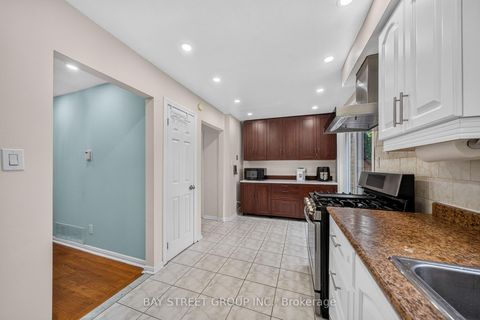 Photo 11 at 49 - 100 Burrows Hall Boulevard, Malvern, Toronto