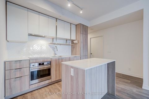 Photo 9 at 2204 - 15 Holmes Avenue, Willowdale East, Toronto