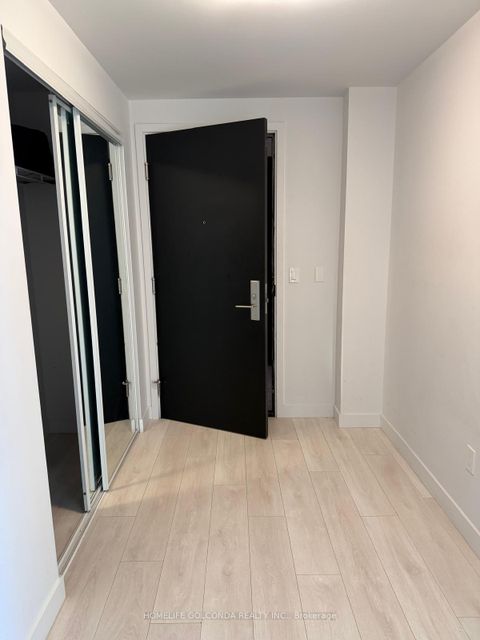 Photo 32 at 3502 - 8 Eglinton Avenue E, Mount Pleasant West, Toronto