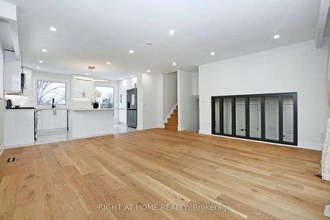 Photo 8 at 8 Hill Drive, Aurora Heights, Aurora