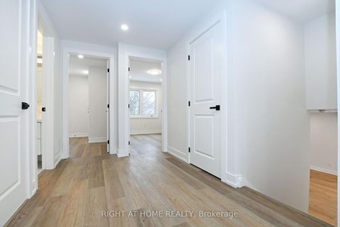 Photo 11 at 8 Hill Drive, Aurora Heights, Aurora
