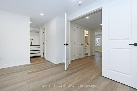 Photo 14 at 8 Hill Drive, Aurora Heights, Aurora