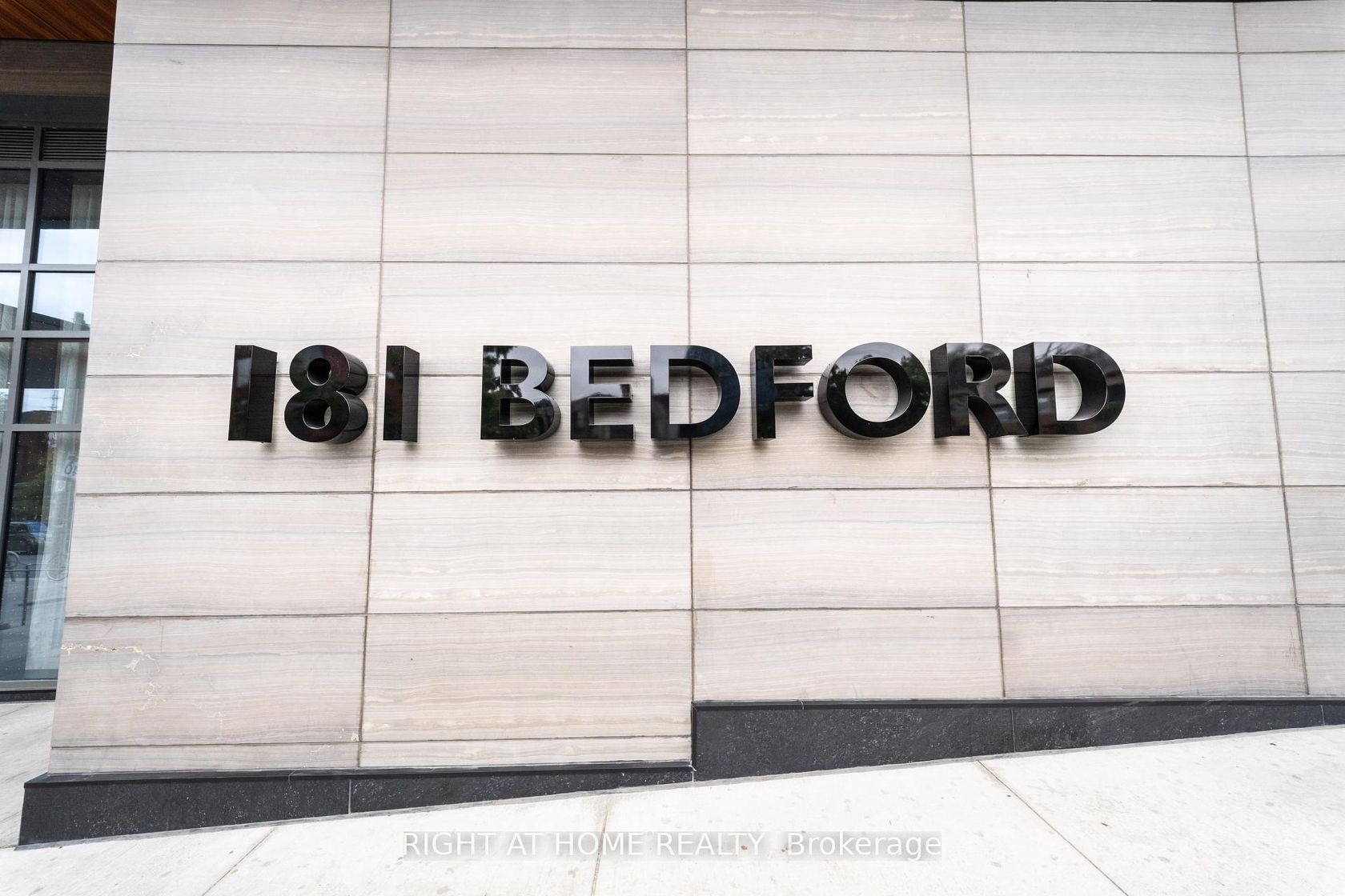 1307 - 181 Bedford Road, Annex, Toronto 