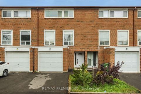 Photo 2 at Unit 5 - 3 Kendleton Drive, Jamestown, Toronto