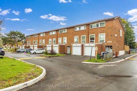 Photo 8 at Unit 5 - 3 Kendleton Drive, Jamestown, Toronto