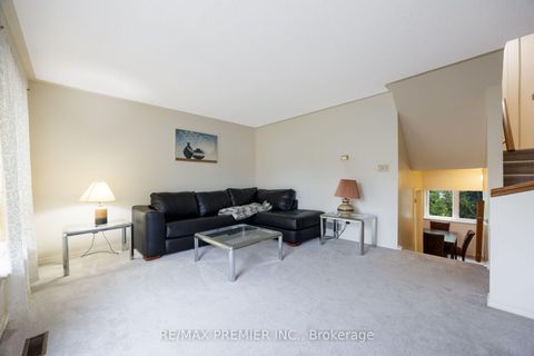Photo 14 at Unit 5 - 3 Kendleton Drive, Jamestown, Toronto