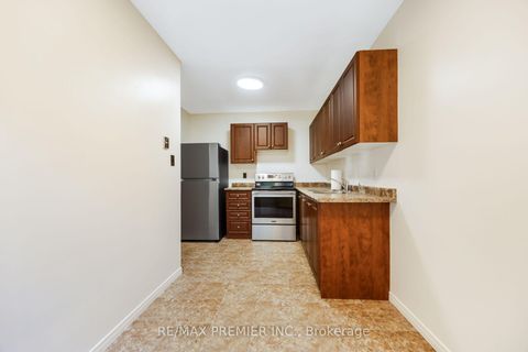 Photo 22 at Unit 5 - 3 Kendleton Drive, Jamestown, Toronto