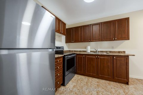 Photo 24 at Unit 5 - 3 Kendleton Drive, Jamestown, Toronto