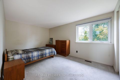 Photo 28 at Unit 5 - 3 Kendleton Drive, Jamestown, Toronto