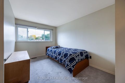 Photo 32 at Unit 5 - 3 Kendleton Drive, Jamestown, Toronto