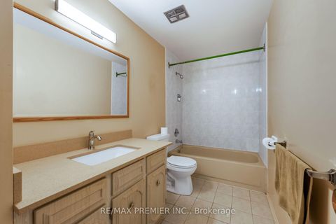 Photo 40 at Unit 5 - 3 Kendleton Drive, Jamestown, Toronto
