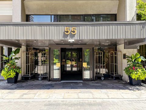 Photo 2 at 3311 - 55 Harbour Square, Waterfront Communities C1, Toronto