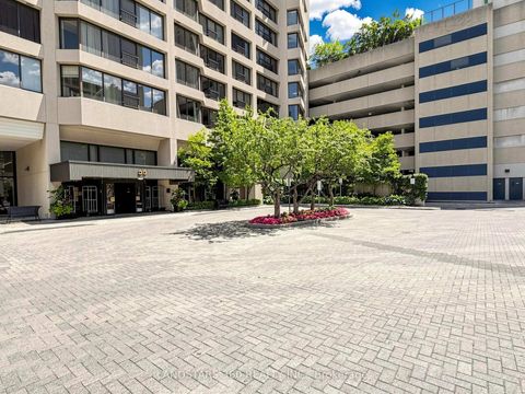 Photo 3 at 3311 - 55 Harbour Square, Waterfront Communities C1, Toronto