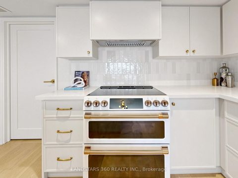 Photo 11 at 3311 - 55 Harbour Square, Waterfront Communities C1, Toronto