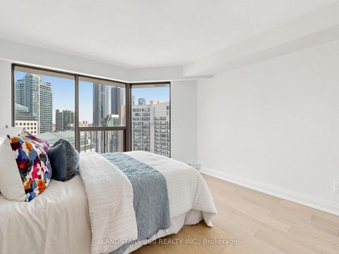 Photo 29 at 3311 - 55 Harbour Square, Waterfront Communities C1, Toronto