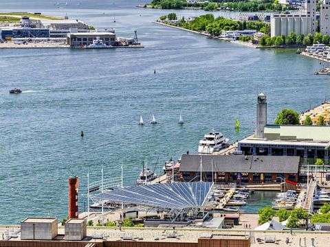 Photo 38 at 3311 - 55 Harbour Square, Waterfront Communities C1, Toronto