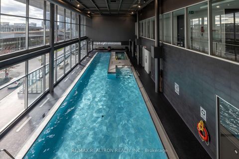 Photo 13 at 611 - 25 Telegram Mews, Waterfront Communities C1, Toronto