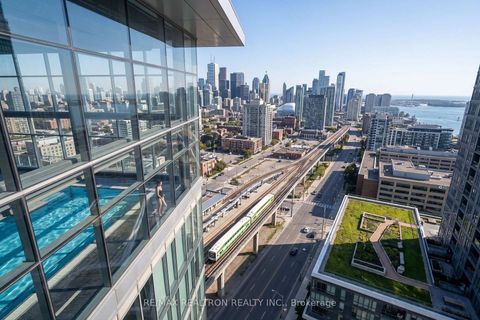 Photo 14 at 611 - 25 Telegram Mews, Waterfront Communities C1, Toronto