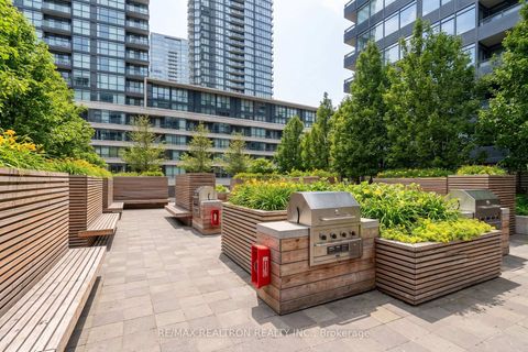 Photo 16 at 611 - 25 Telegram Mews, Waterfront Communities C1, Toronto