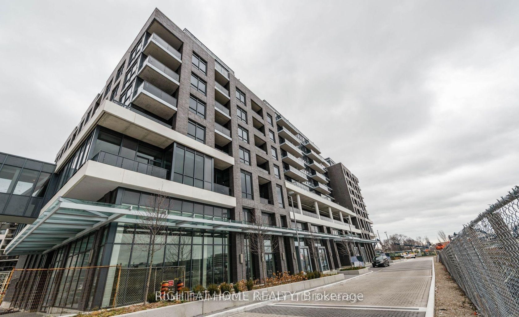 310 - 10 Gibbs Road, City Centre West, Toronto 