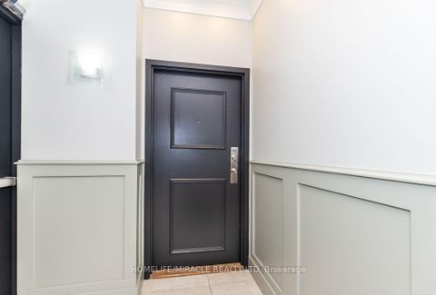 Photo 4 at 102 - 8 Silver bell Grove, Malvern, Toronto