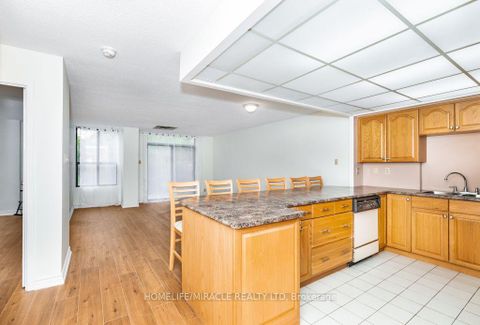 Photo 10 at 102 - 8 Silver bell Grove, Malvern, Toronto