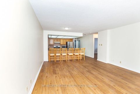 Photo 12 at 102 - 8 Silver bell Grove, Malvern, Toronto