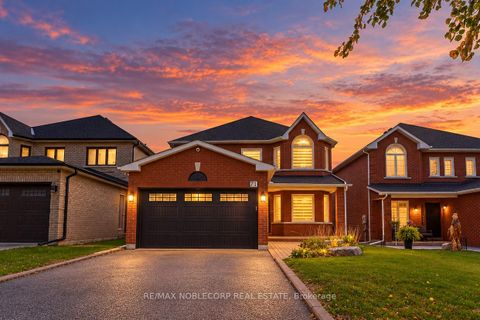 Photo 1 at 71 Castlepoint Drive, Elder Mills, Vaughan