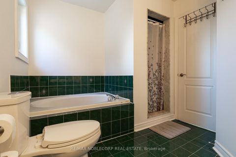 Photo 32 at 71 Castlepoint Drive, Elder Mills, Vaughan