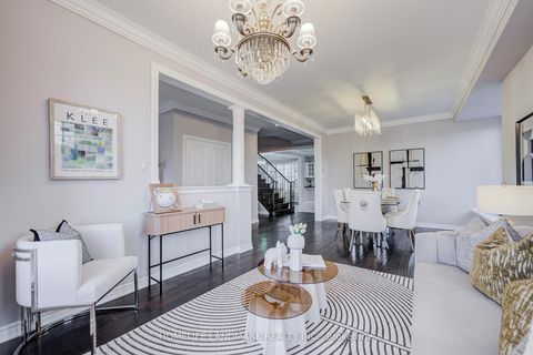 Photo 4 at 2 Kingshill Road, Oak Ridges, Richmond Hill