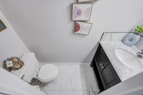 Photo 8 at 2 Kingshill Road, Oak Ridges, Richmond Hill
