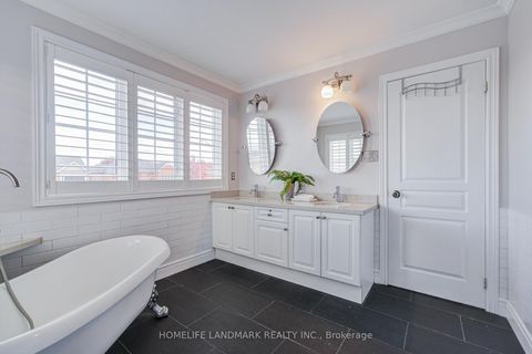 Photo 24 at 2 Kingshill Road, Oak Ridges, Richmond Hill