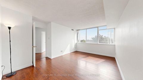 Photo 12 at 422 - 11753 Sheppard Avenue E, Rouge E11, Toronto