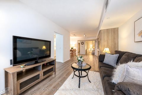 Photo 10 at 712 - 5 Soudan Avenue, Mount Pleasant West, Toronto