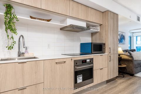 Photo 14 at 712 - 5 Soudan Avenue, Mount Pleasant West, Toronto