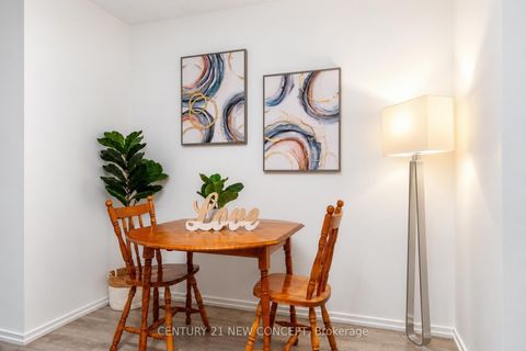 Photo 15 at 712 - 5 Soudan Avenue, Mount Pleasant West, Toronto