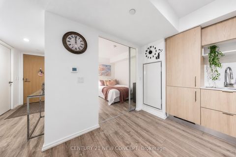 Photo 23 at 712 - 5 Soudan Avenue, Mount Pleasant West, Toronto