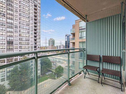 Photo 12 at 1009 - 28 Pemberton Avenue, Newtonbrook East, Toronto