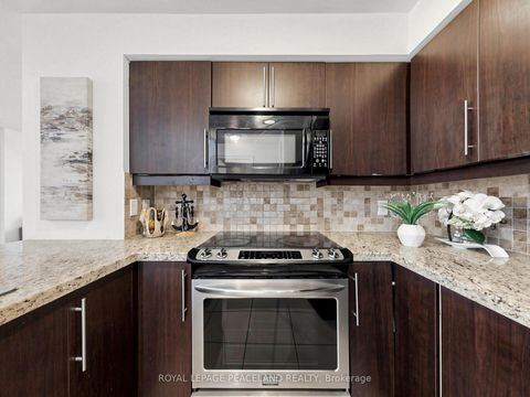Photo 9 at 2326 - 25 Greenview Avenue, Newtonbrook West, Toronto