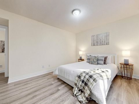 Photo 12 at 2326 - 25 Greenview Avenue, Newtonbrook West, Toronto