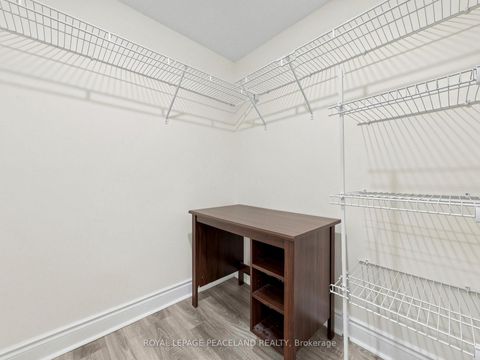 Photo 14 at 2326 - 25 Greenview Avenue, Newtonbrook West, Toronto