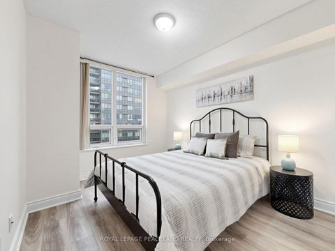 Photo 18 at 2326 - 25 Greenview Avenue, Newtonbrook West, Toronto