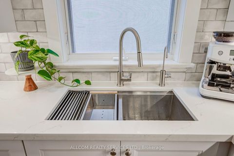 Photo 15 at 164 Glenvale Boulevard, Leaside, Toronto