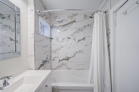 Photo 22 at 164 Glenvale Boulevard, Leaside, Toronto