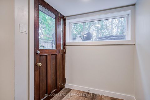 Photo 44 at 164 Glenvale Boulevard, Leaside, Toronto
