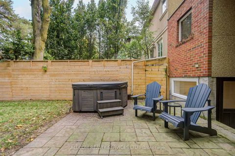 Photo 45 at 164 Glenvale Boulevard, Leaside, Toronto
